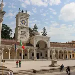 Piazza della Libertà di Udine: storia della piazza più bella d’Italia secondo Hemingway