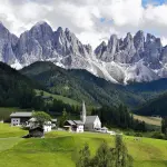 Dolomiti Friulane, accordo rinnovato fino al 2028: turismo sostenibile e strategia condivisa